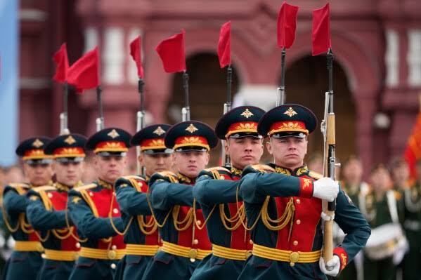 Photos show Russia’s Victory Day with a scaled-down Red Square parade in Moscow