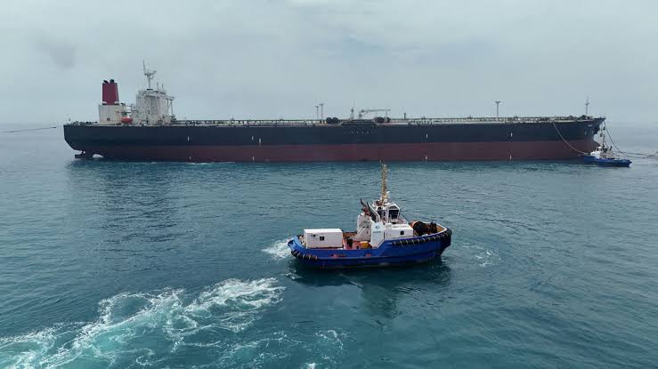 Trump's Hormuz toll plans bring oil supply risks back in spotlight