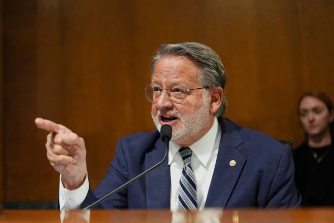 WATCH: 'You, sir, are the failure,' Sen. Peters tells Hegseth over lack of U.S. strategy in Iran war