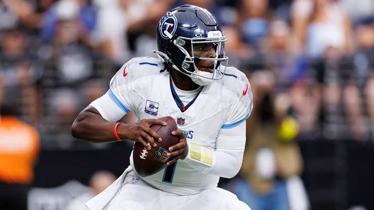 NFL news roundup: Titans QB Cam Ward's right shoulder 'perfectly healthy' entering OTAs