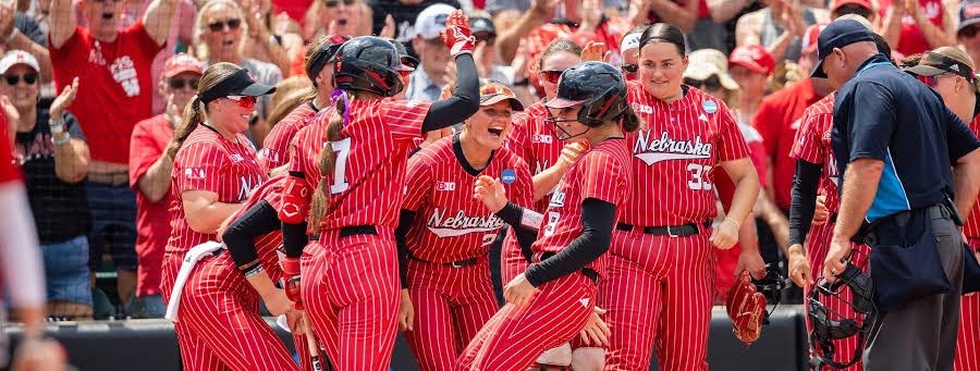 Huskers Hold Off Lopes to Advance to Super Regionals - University of Nebraska - Official Athletics Website