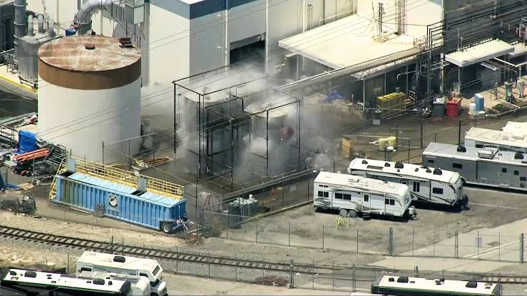 Thousands evacuated in Garden Grove as officials worry toxic chemicals in tank could explode
