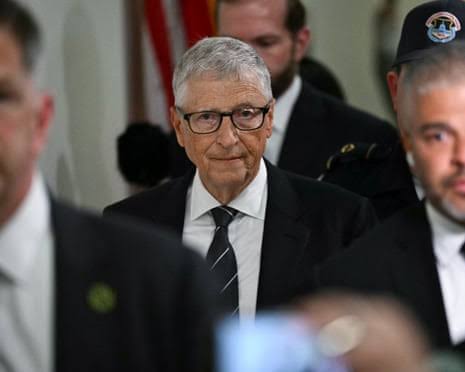 Bill Gates foundation met with Jeffrey Epstein about 30 times, external review finds