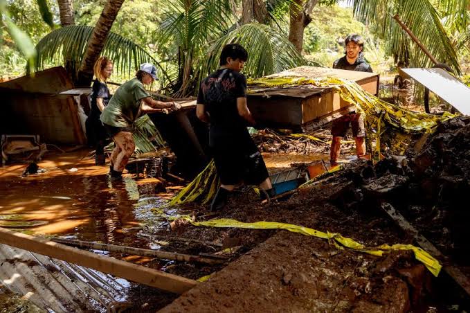 Hawaii faces another major flood threat 2 weeks after its worst flooding in 20 years