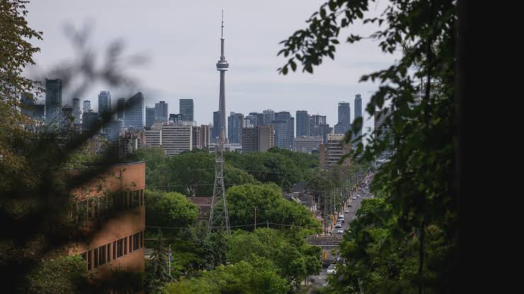 Gunfire shatters Toronto Latin street festival, leaving at least 2 dead and 3 injured