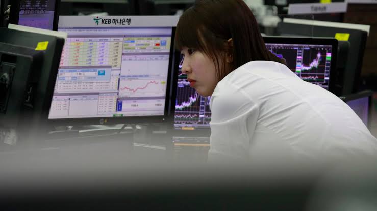 Asia markets set for mixed open as oil falls on Hormuz reopening hopes