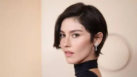 Gracie Abrams' Daughter from Hell: Rebellion never sounded so toothless