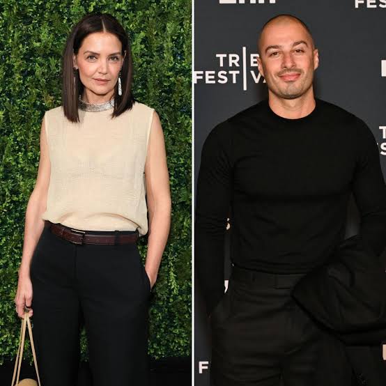 Katie Holmes Spotted Holding Hands With Artist Jason Bard Yarmosky in New York