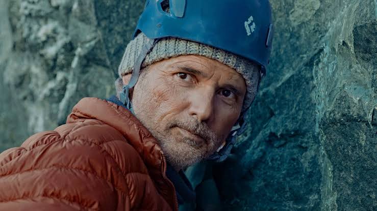 Netflix's New Blockbuster Action Thriller 'Apex' Is Officially Taking Over the World