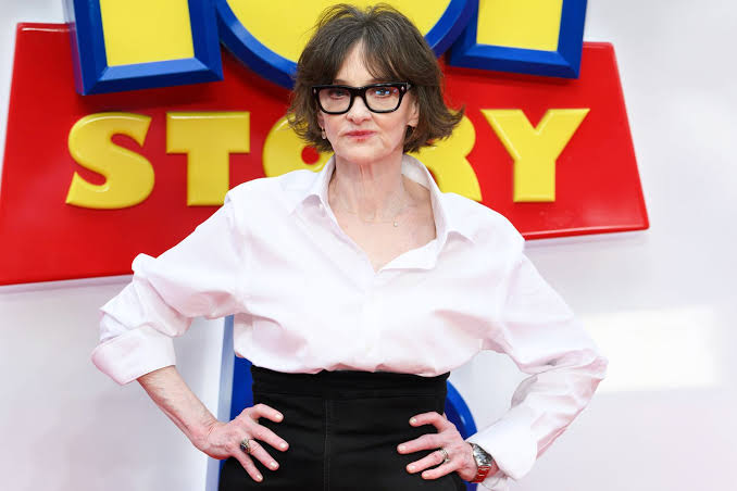 Joan Cusack makes her first red carpet appearance in more than a decade at Toy Story 5 premiere