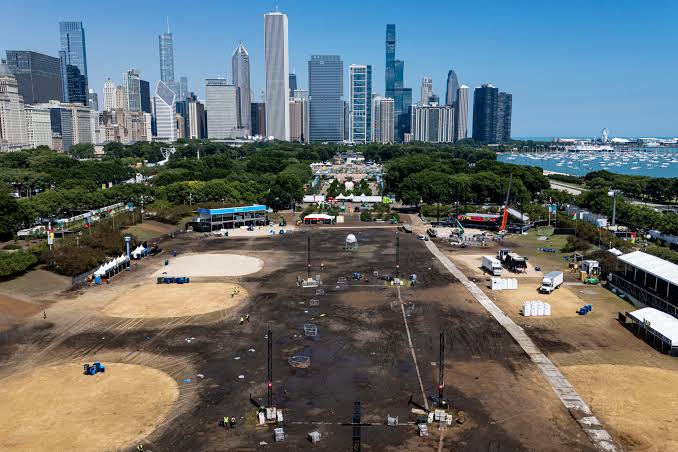 Lollapalooza 2026 wrapped with some arrests and hospital trips while Chicago faces Grant Park cleanup