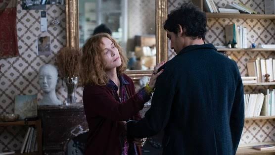 ‘Parallel Tales’ Review: Isabelle Huppert Is a French Novelist Spying on the Apartment Across the Street in Asghar Farhadi’s Weirdly Muddled Voyeuristic Head Game