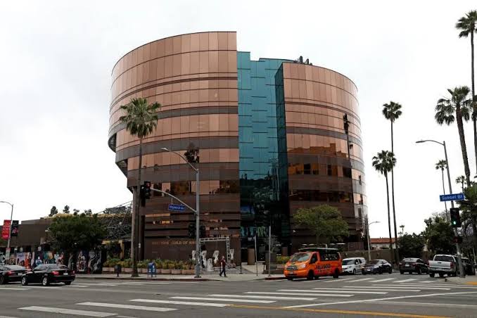 DGA's board throws support behind tentative contract with major studios