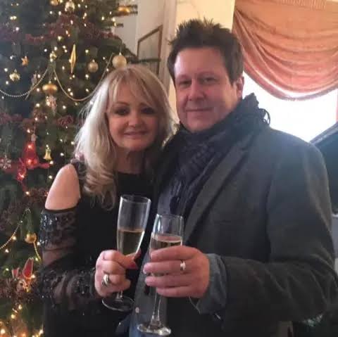 I asked Bonnie Tyler for an autograph at 15 - then spent Christmas with her for 30 years