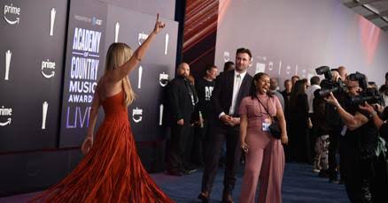 61st ACM Awards - Arrivals