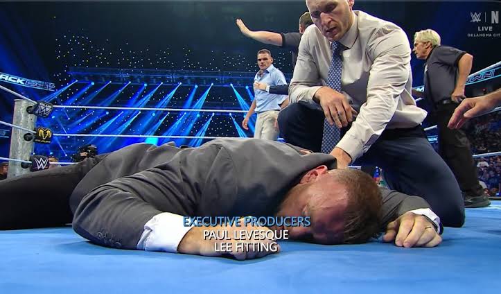 Gunther attacks Nick Aldis following WWE Saturday Night’s Main Event announcement