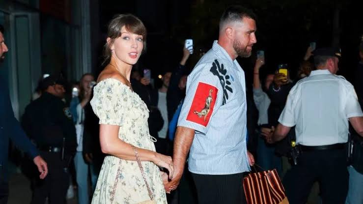 Taylor Swift’s $348 Doen Dress Boldly Slips off the Shoulder for Date Night