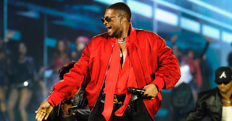 Usher Kicks Woman Off Stage, She Claps Back at Internet: 'I Looked Good ASF'