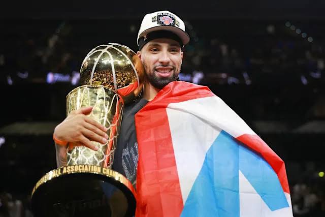 Jose Alvarado takes Knicks' title celebration to Puerto Rican Day Parade alongside New York Mayor Zohran Mamdani: 'I'm blessed — and a little drunk'