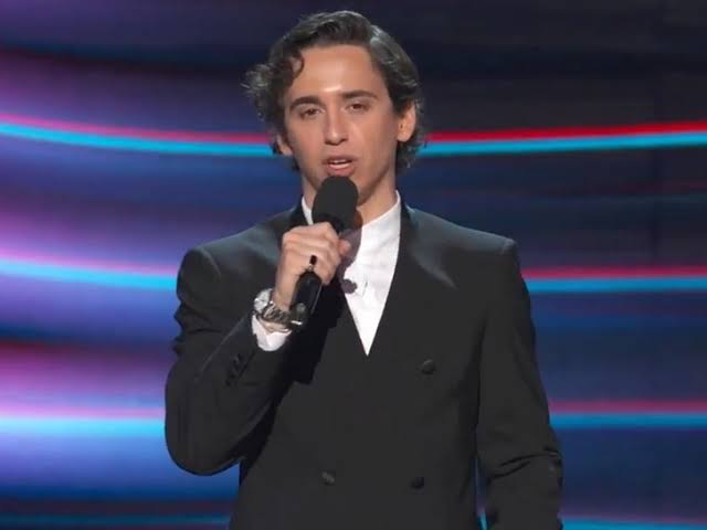 Marcello Hernandez Cracks Tiger Woods DUI, Belichick Age Gap Jokes At ESPYs