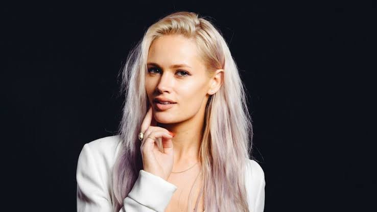 Lauren Bennett, 'Party Rock Anthem' singer, dead at age 37