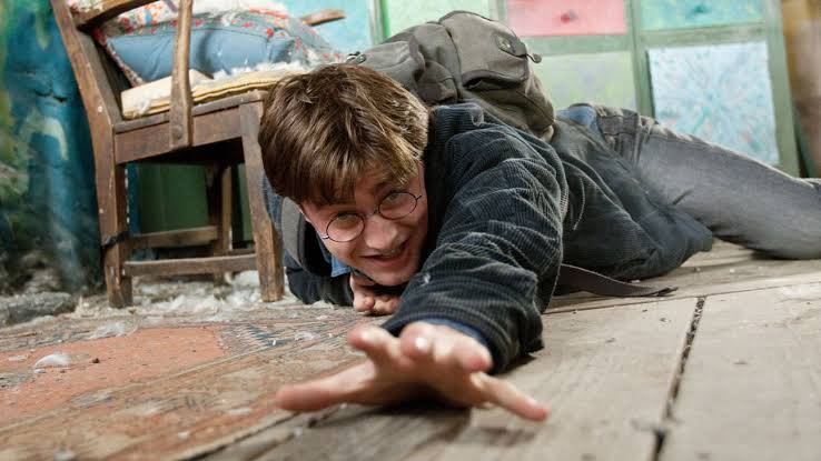 Andrew Garfield Defends Watching ‘Harry Potter’ Despite Rowling’s Trans Views