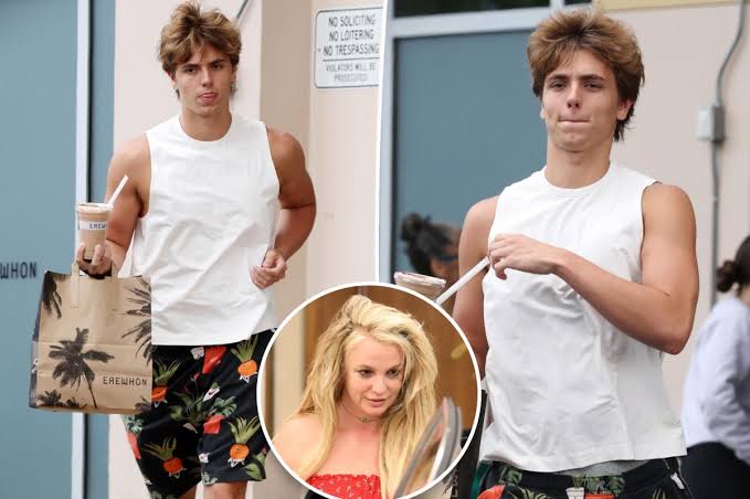 Jayden seen for the first time since mom Britney Spears enters rehab