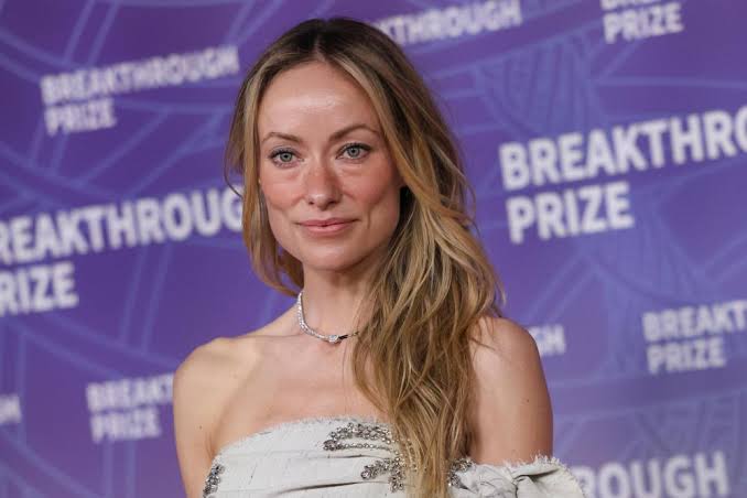 Olivia Wilde Says Harry Styles Romance Age Gap Upset People