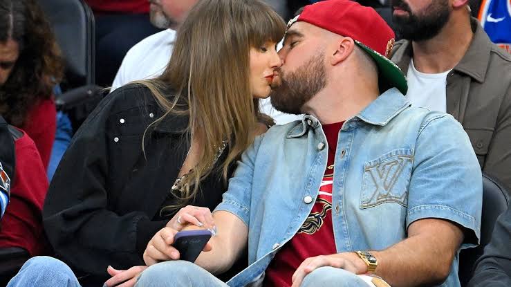 Taylor Swift’s unusual wedding gift rule ignites etiquette debate: 'Honor their wishes'