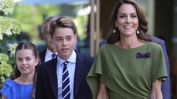 Happy birthday, George! UK prince becomes a teenager