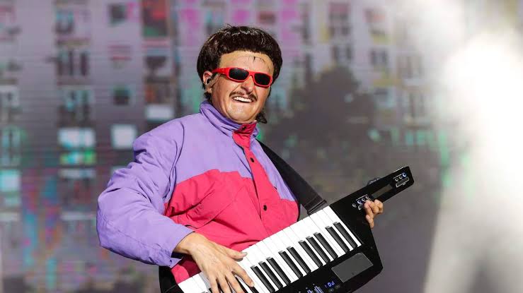 Music: Oliver Tree Celebration of Life Features Caskets for His Characters