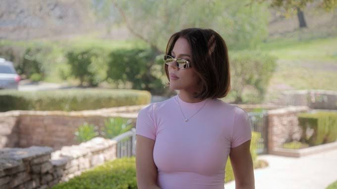 Khloé Kardashian Launches Reality Series ‘The Girls’ On Hulu