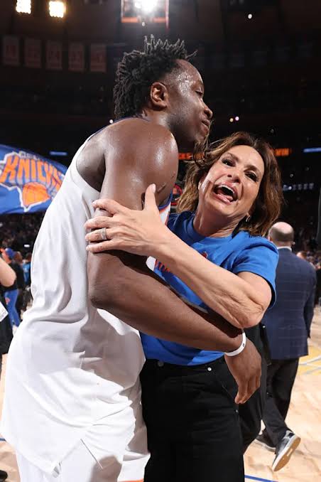 Mariska Hargitay on Being Courtside for Knicks Game 4 Win: ‘Honored’ and ‘Grateful’ to Say ‘I Was There’