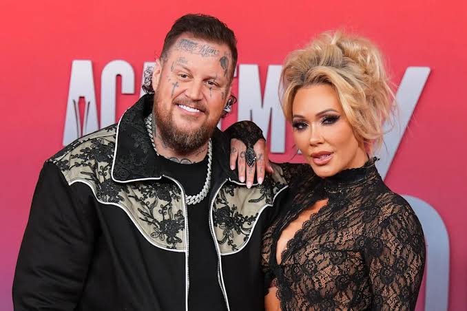 Bunnie XO says she and Jelly Roll are still having a baby: What the 'Dumb Blonde' podcast host said about their divorce