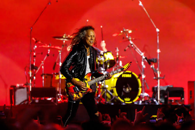 Karma: Metallica’s Kirk Hammett Falls Off Stage Days After Enraging Swifties