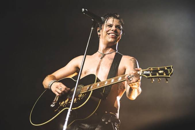 Scott Ian, SZA and More Support Yungblud After Emotional Industry Plant Statement