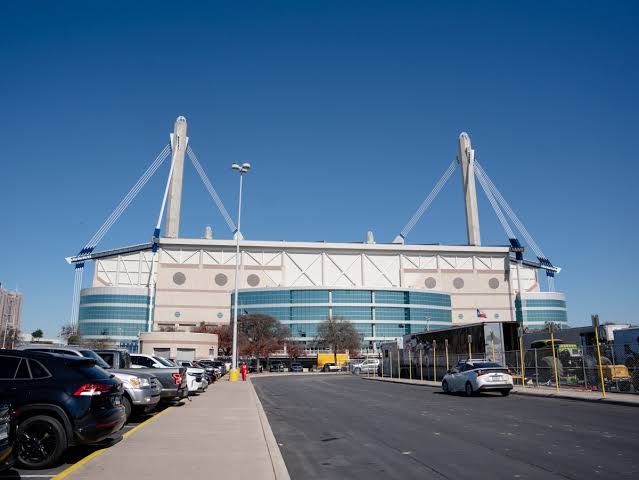 Kanye West's Alamodome concert faces pushback from city leader
