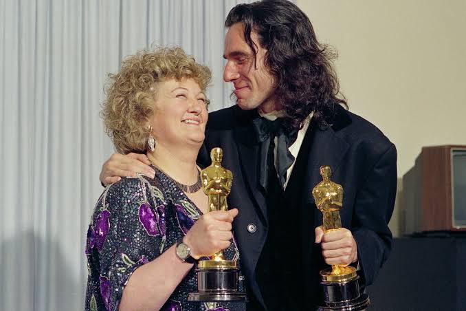 Brenda Fricker, the first Irish actress to win an Oscar, for ‘My Left Foot,’ dies at 81