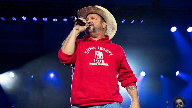Garth Brooks announces return to Colorado on 'Blame It All On My Roots' arena tour