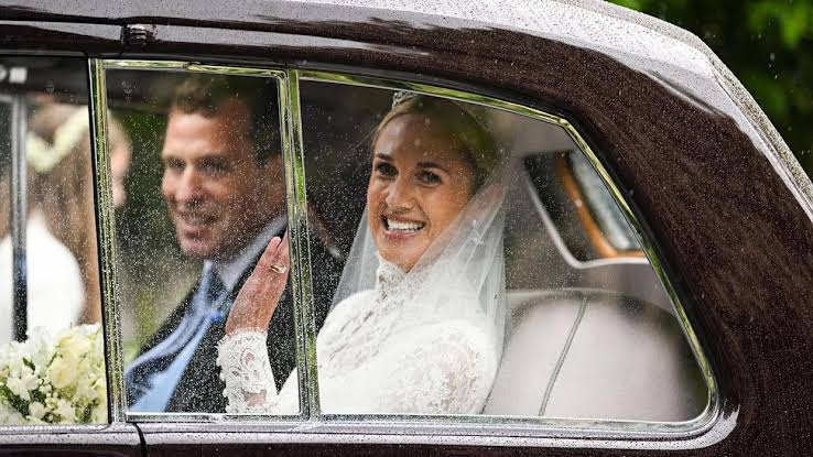 Peter Phillips and Harriet Sperling's unexpected olive branch to absent royals Harry and Meghan at their wedding