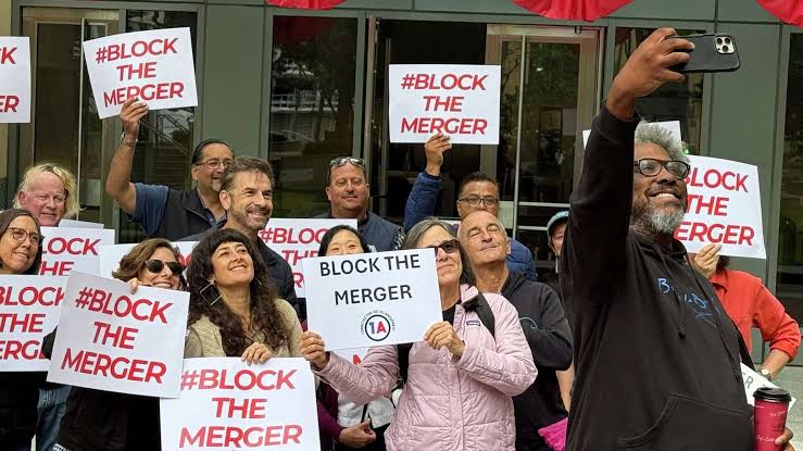 Federal judge in Oakland weighs bid to halt $111 billion Paramount-Warner Bros. merger