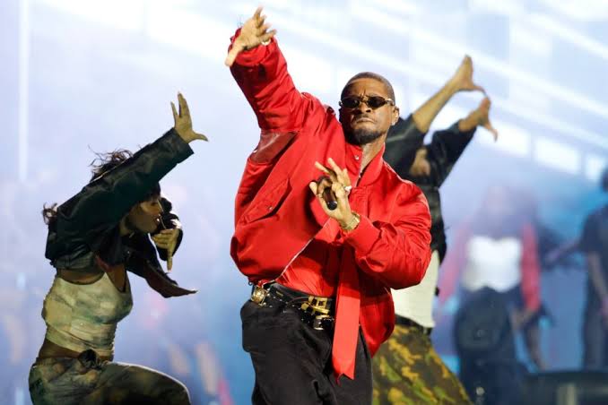 Usher Stops Steamy Onstage Encounter After Fan Appears Uncomfortable at Nashville Show