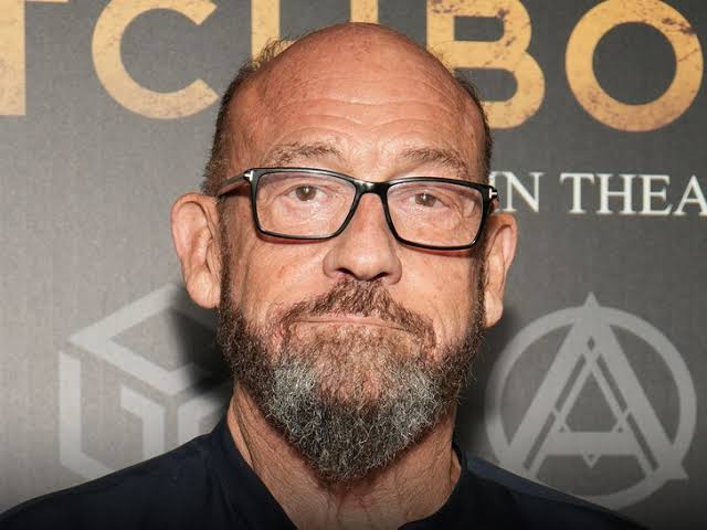 'The Mask' Director Chuck Russell Dead at 74