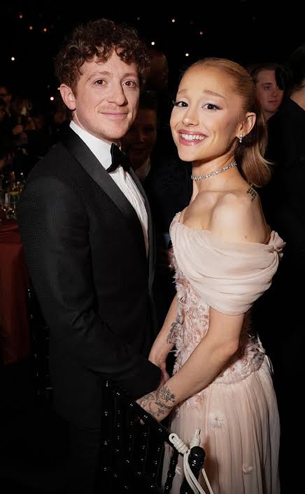 Ariana Grande, Ethan Slater Break Up After More Than 2 Years of Dating
