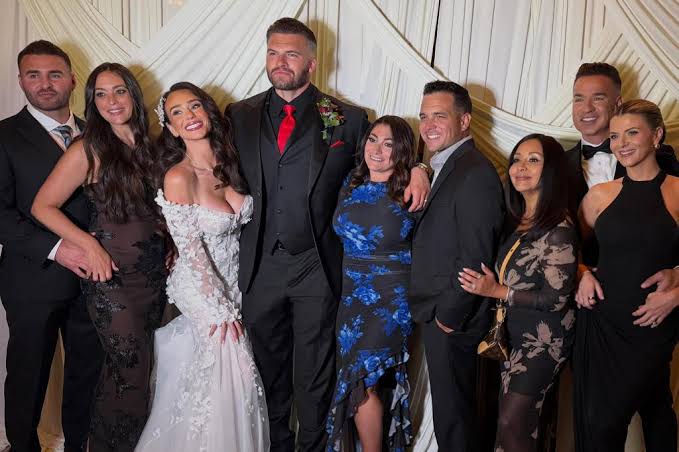 ‘Jersey Shore’ star Jenni ‘JWoww’ Farley snubs 2 ‘blindsided’ co-stars from surprise wedding: report