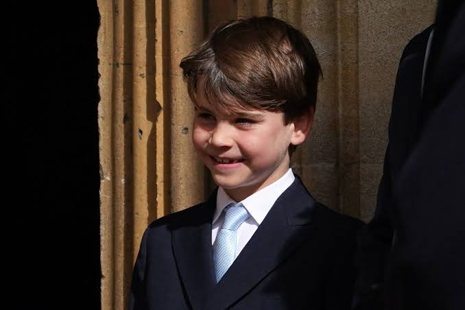 Prince Louis Plays on the Beach in Never-Before-Seen Video Footage From Private Family Vacation