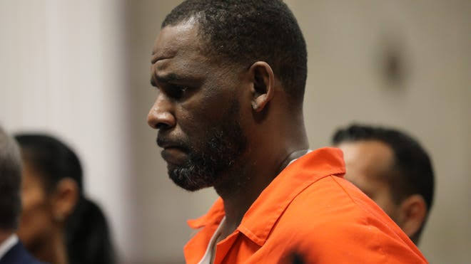 R. Kelly asks President Trump to commute 31-year prison sentence