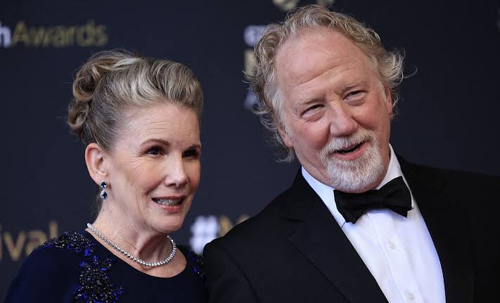 Melissa Gilbert bids ‘so long’ to NYC as husband Timothy Busfield fights charges