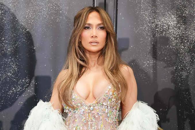 Jennifer Lopez’s Sculptural White Dress Is Unlike Anything She’s Ever Worn Before