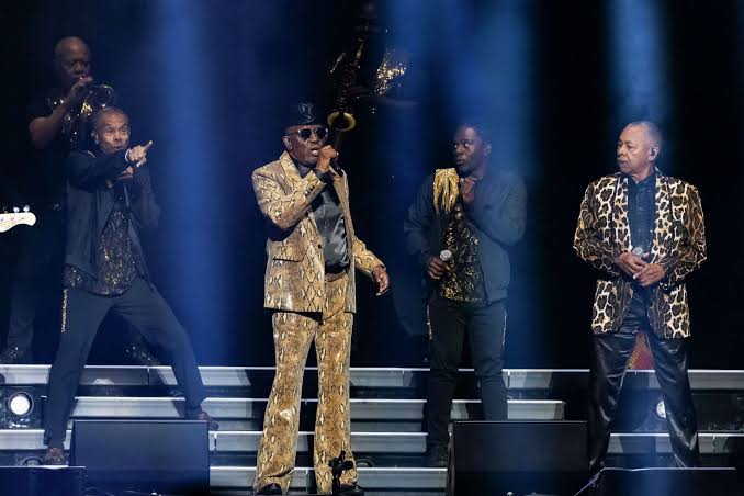 Chase Center Earth, Wind & Fire show abruptly postponed for medical emergency